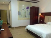 Lianjiang Yue Guang Business Hotel 