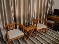 Gangtian Business Hotel 