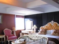 Zaishui Yifang Boutique Hotel 