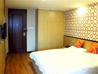 Luoyuan Spring Business Hotel 