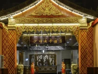 Sawadika Fengqing Hotel 