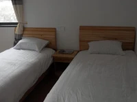 Xiaoquyuanjulou Farmstay 