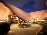 The Oasis Lagoon Sanur 4*