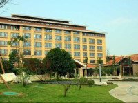 Xinjin Celebrity City Hotel