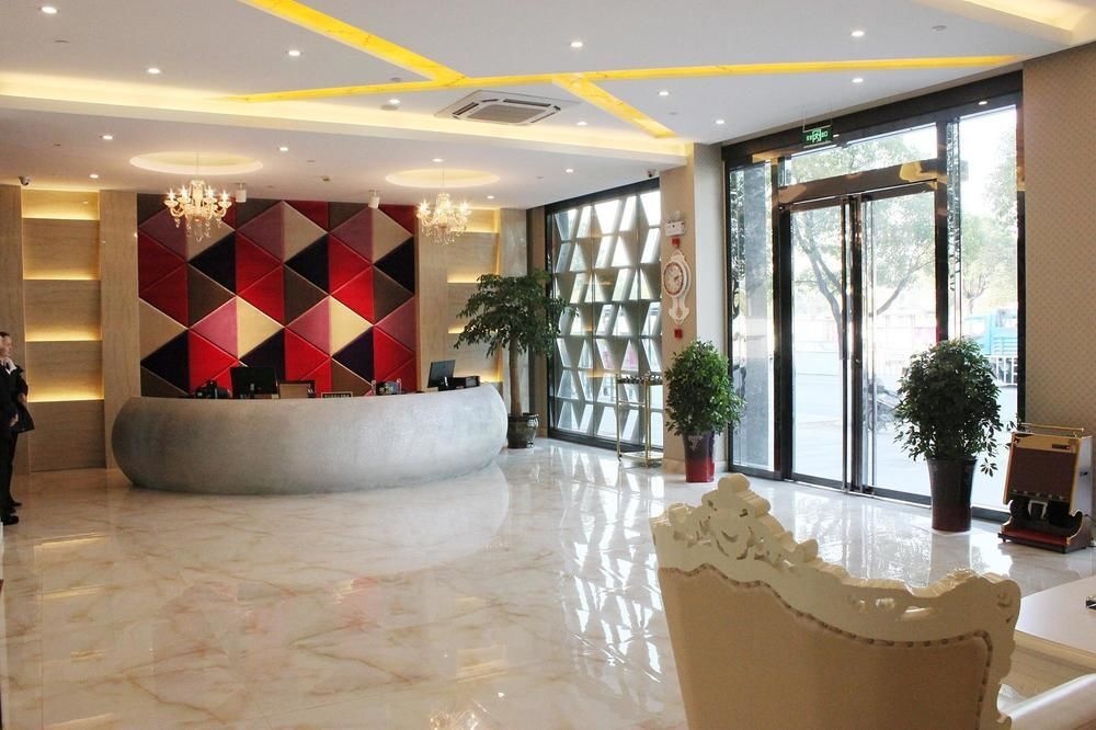 Lichen Boutique Hotel 