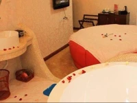 Jinling Changsanjiao Hotel 