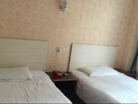 Qufu Huifeng Inn 
