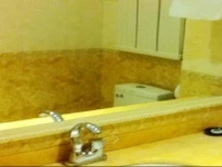 Yalujiang Hotel 