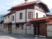 Todorova House (РўРѕРґРѕСЂРѕРІР° РҐР°СѓСЃ) 