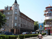 Elite Palace