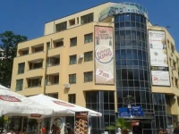 Kaya Apartments 