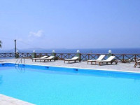 Carlo Bungalows