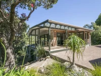 Beachfront Enclosure Bay 