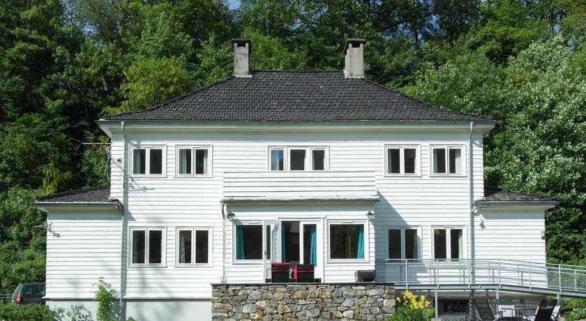 Fossheim Bed & Breakfast 