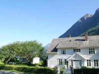 Huse Gjestegard 