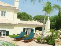 Villa Bella By Shirley Dunne 