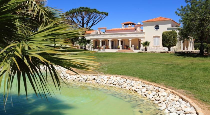 Villa in Vale Do Lobo XI 