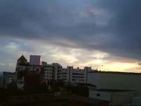 Golden Star Apartment 
