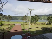 Lake View House 