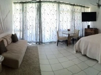 Coral Beach Apartments 