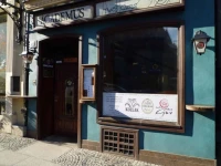Academus Pub &amp; Apartments 