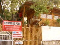 Ferah Pension - Monicas Place 