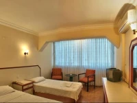 Santur Hotel 3*
