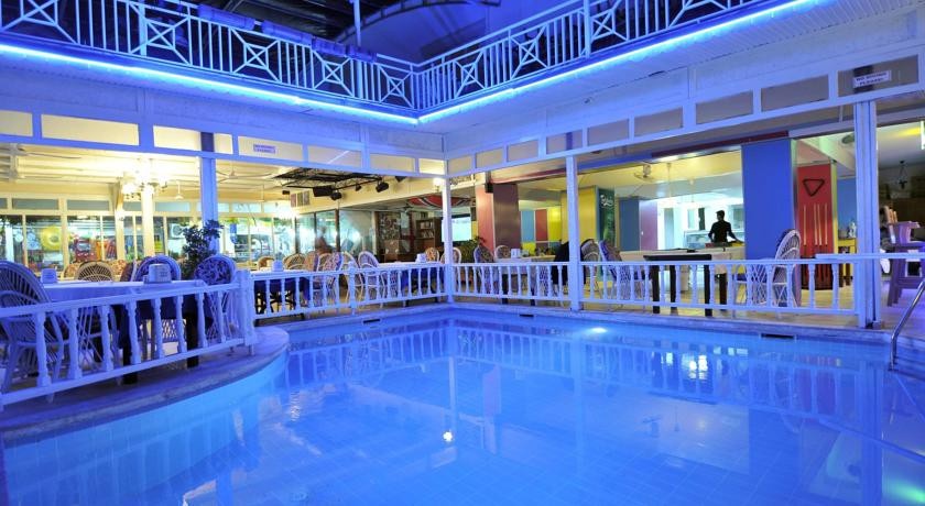 Sun Kiss Hotel 