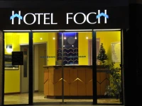 Contact Hotel Foch 2*