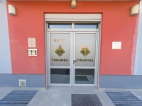 Garni hotel Piramida 3*