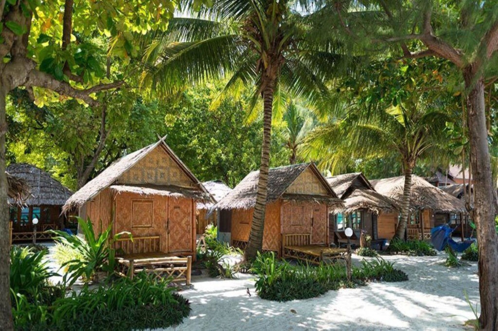 Lipe Beach Resort 2*