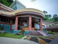 Phi Phi Cliff Beach Resort 