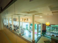 NH Elegant Hotel 