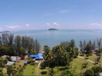 Thai-West Resort 2*