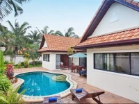 Jomtien Pool Villa Crystal 3*