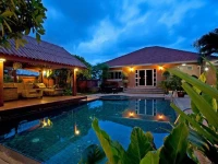 Baan Chatmanee 