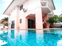 Baan Nomella 