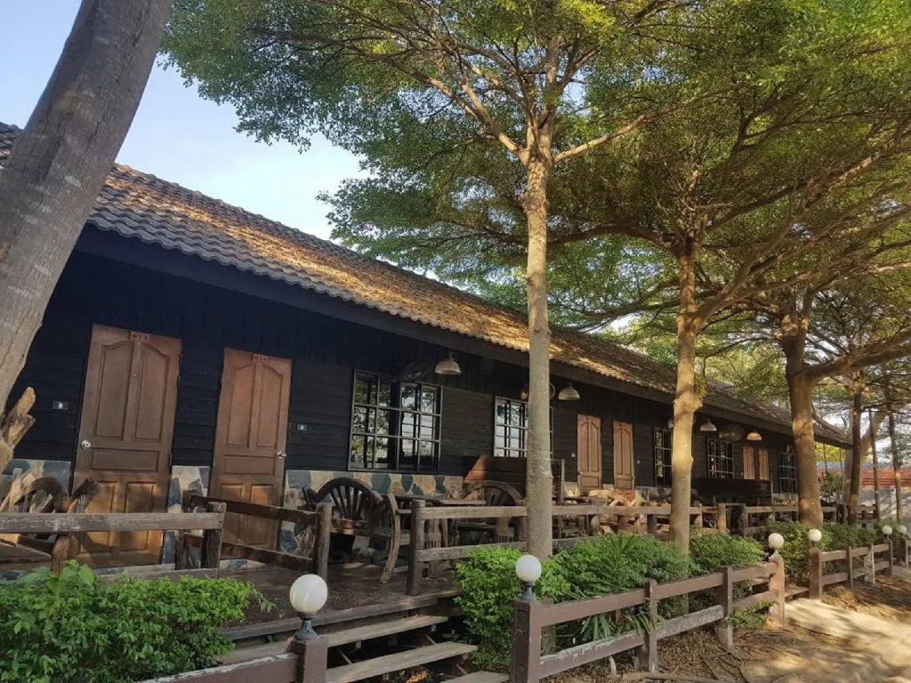 Guest House Ratchaburi 3*
