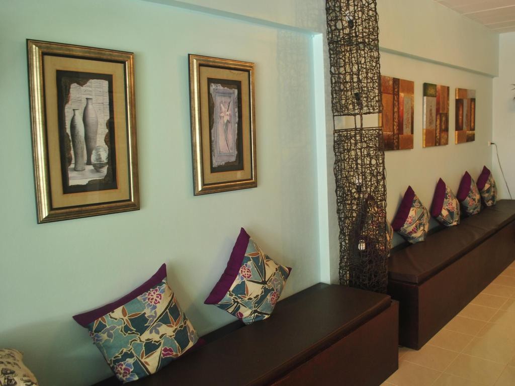 Lemongrass Guesthouse and Cafe 