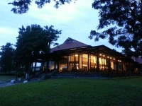 Lakeside Chalet by Mida 4*