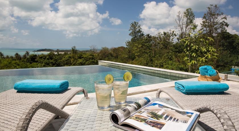 The Sun-Kissed Villa 
