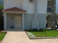 Golden Heights Villas 