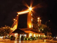 Almond Hotel 3*