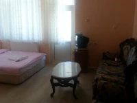 Saymoz Hotel 