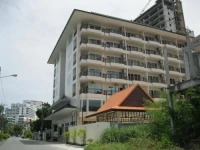 Emerald Palace, Pattaya 3*