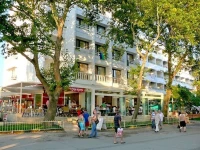 Kondu Hotel 