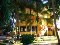 Oasey Beach Hotel & Restaurant 3*