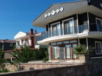 Ayvalik Camlik Villalari 