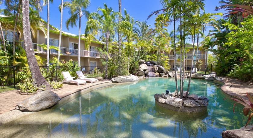 Cairns Rainbow Resort 3*