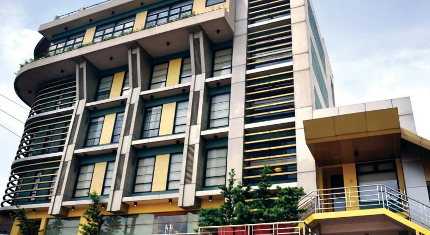 Soleste Suites 